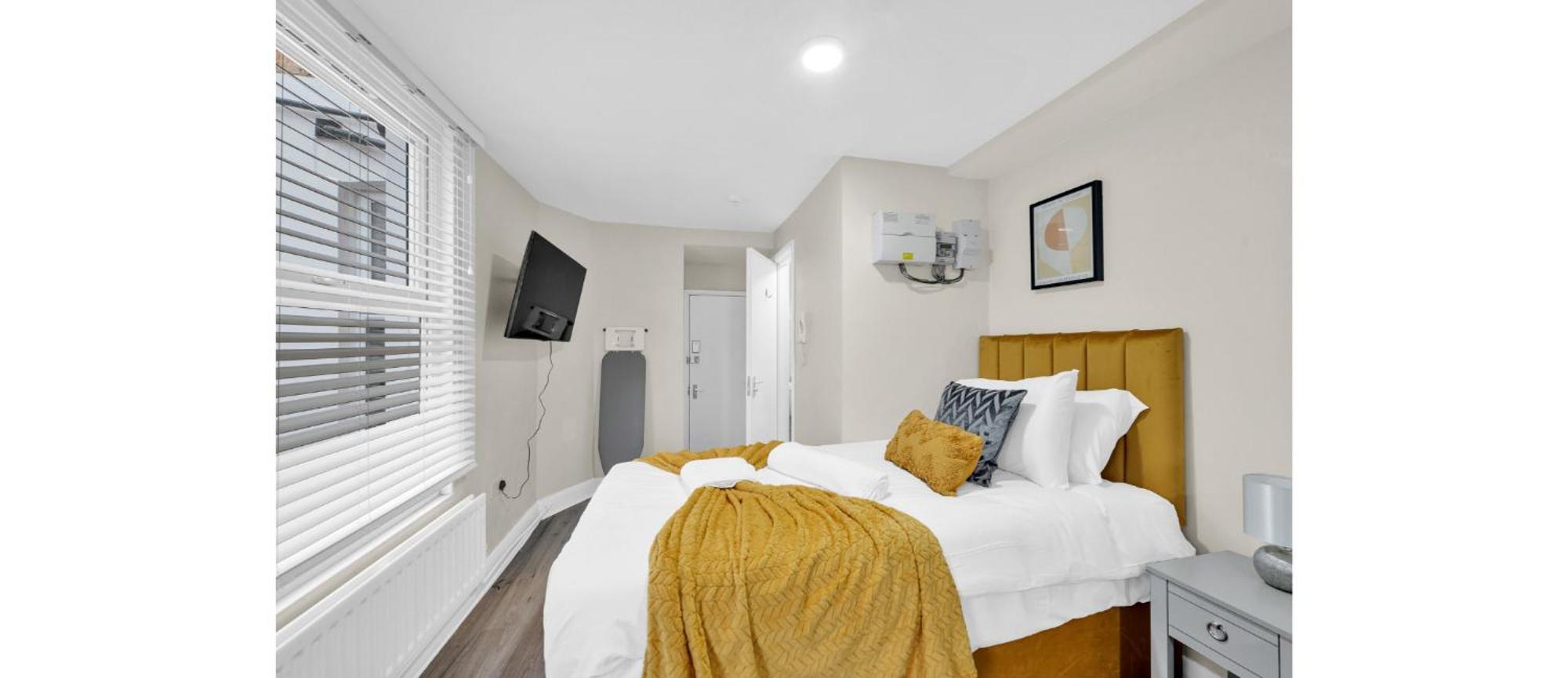 Glimmering Comfort Spacious *